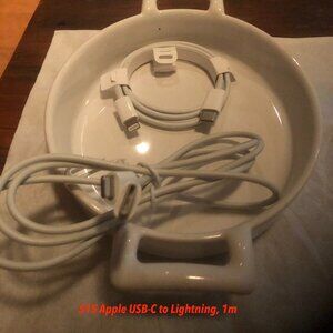 Computer/Phone Charging Cables (Apple and Other)